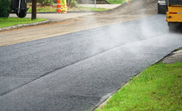 Best Interlocking Driveway Pavers  in Lake Hallie, WI